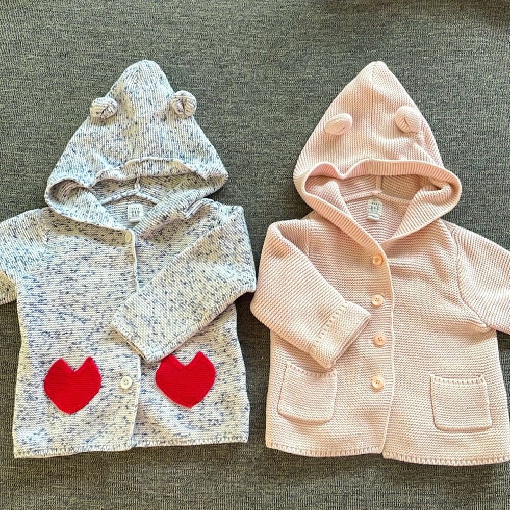 Baby GAP knit sweaters 18-24 months ( set of 2)